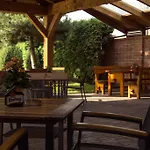 Guest house Na Netrebe 3*